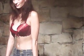 Czech gogo hottie lapdances for a stranger