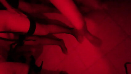 la china enfiestada con la prima